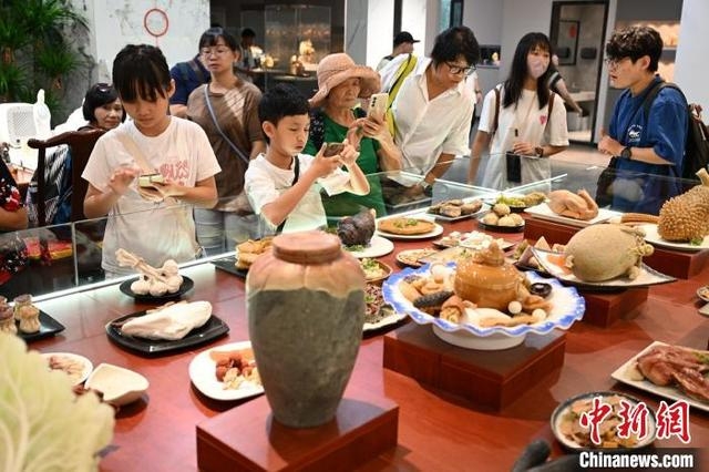 首届罗台玉石文化交流节在福州举行