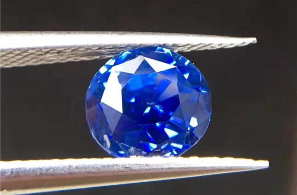 蓝色宝石种类大盘点